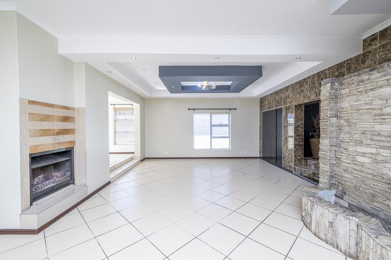 To Let 6 Bedroom Property for Rent in Kleinbron Estate Western Cape